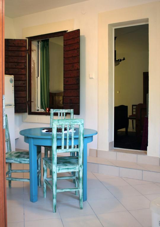 Hill House Marija Apartment Komiza Exterior photo